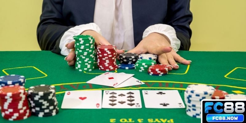 Luật cơ bản của một bàn cược Baccarat